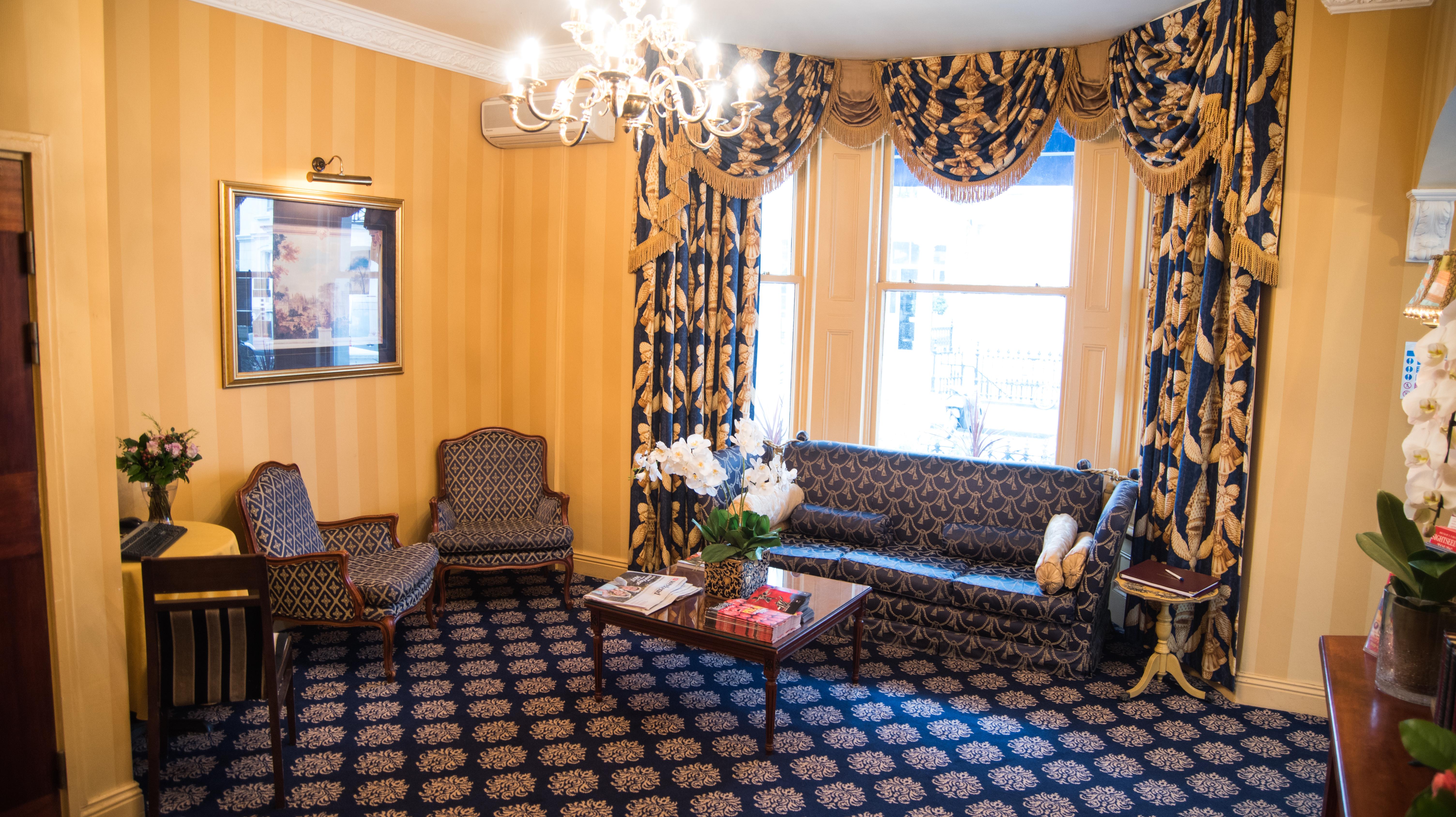 London Lodge Hotel Экстерьер фото
