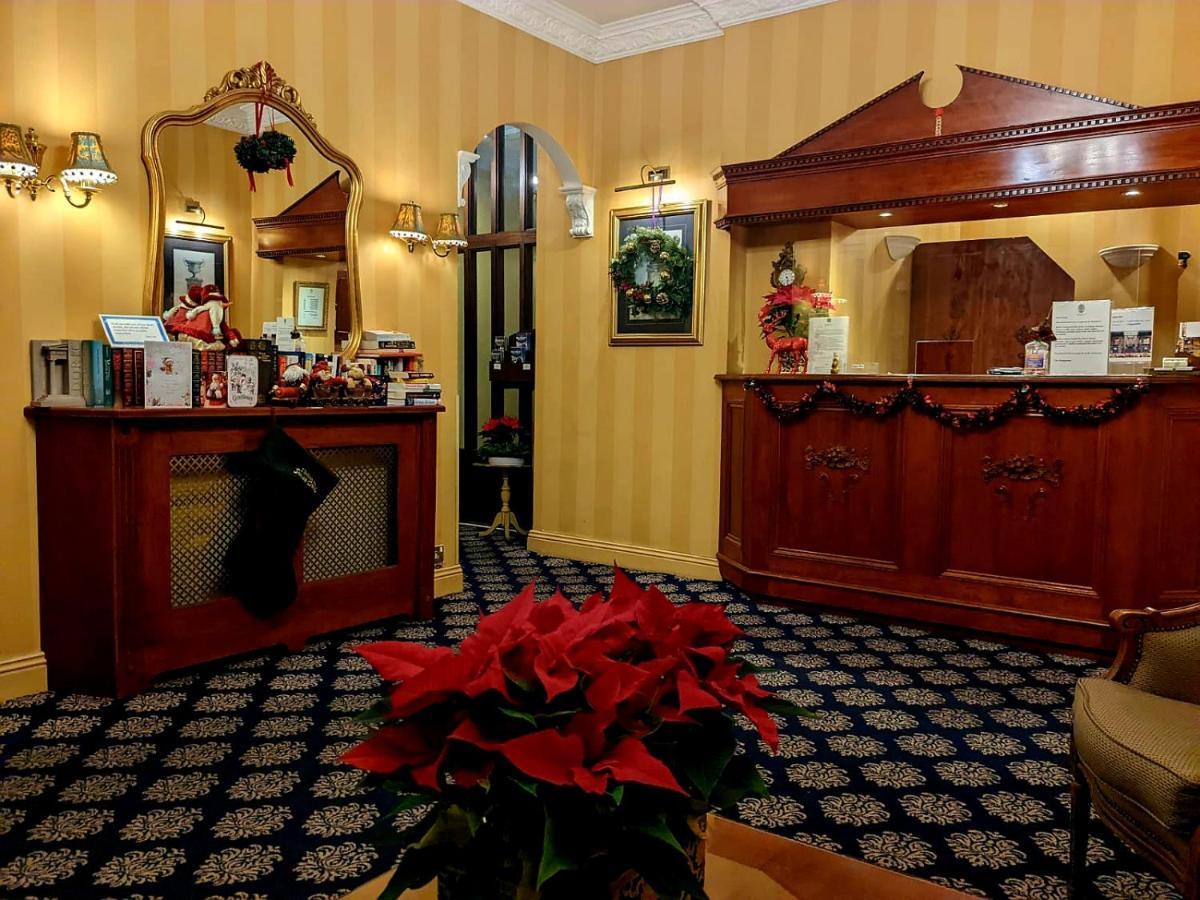 London Lodge Hotel Экстерьер фото
