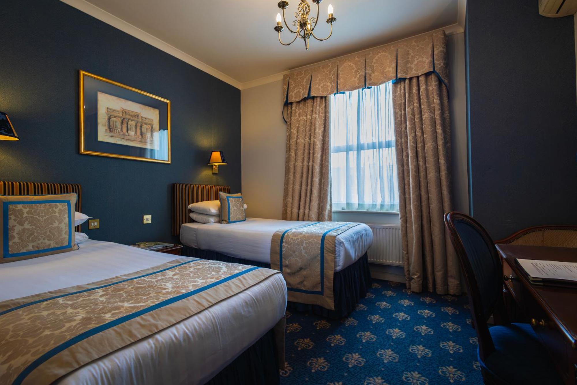 London Lodge Hotel Экстерьер фото