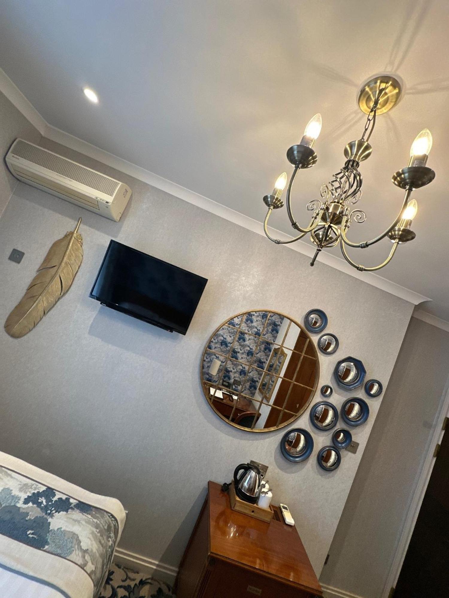 London Lodge Hotel Экстерьер фото